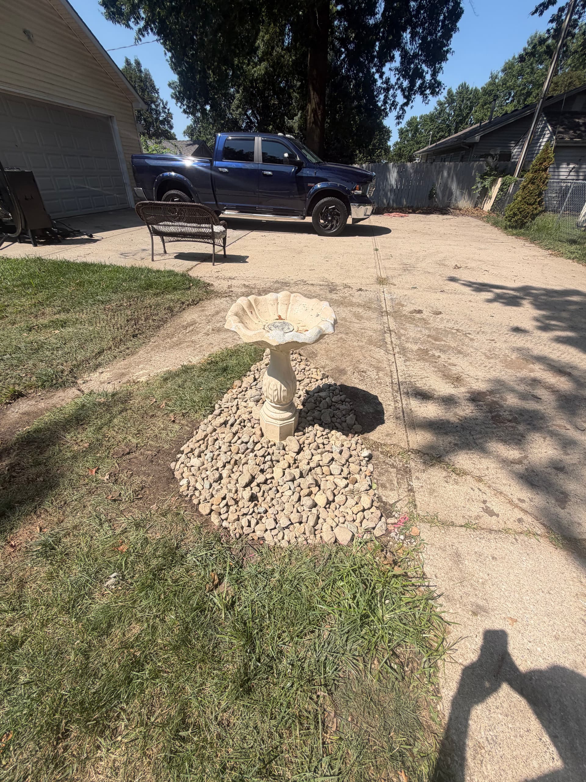 Gallery photos for Rock Bed Cleanup and Landscape Refresh Around the Whole Home: Image #4
