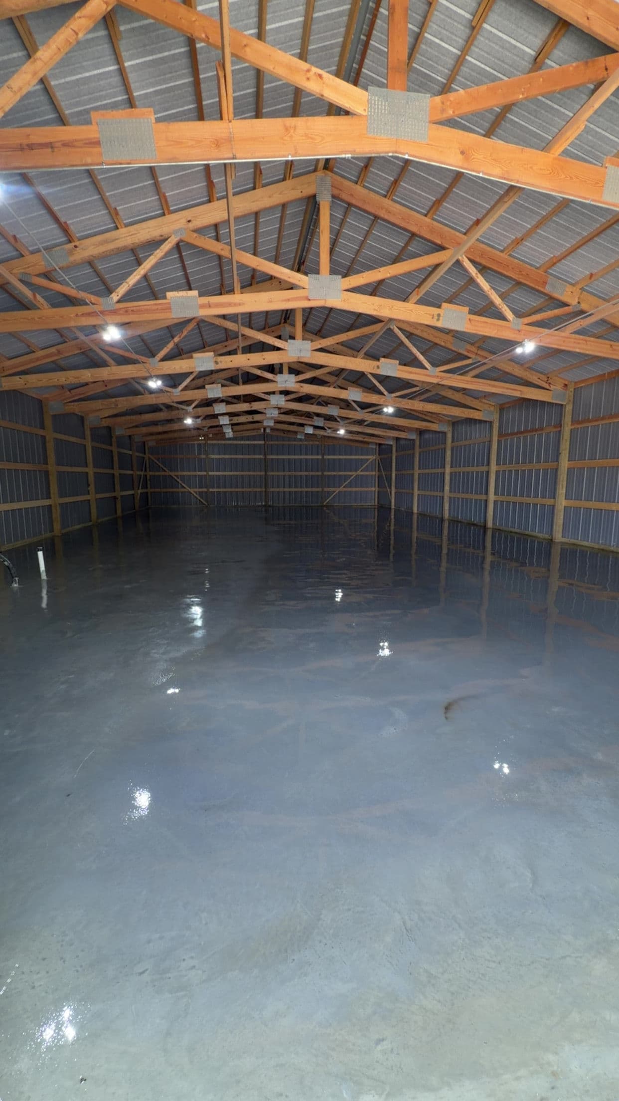 Gallery photos for 3,200 Sq Ft Barn Shop Slab Poured in Kansas City Kansas: Image #2
