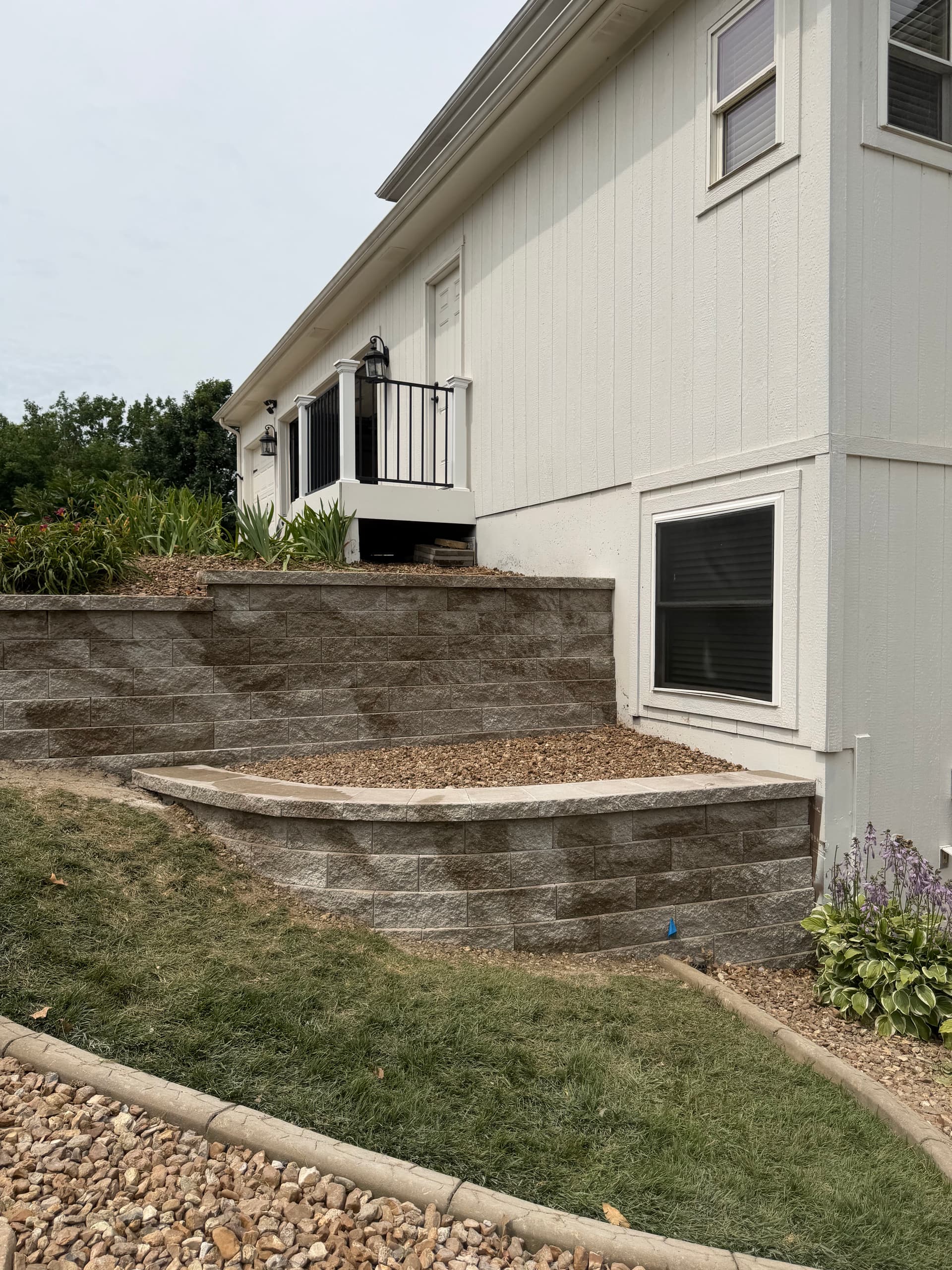Gallery photos for Retaining Wall Rebuild Done Right in Lee's Summit: Image #4