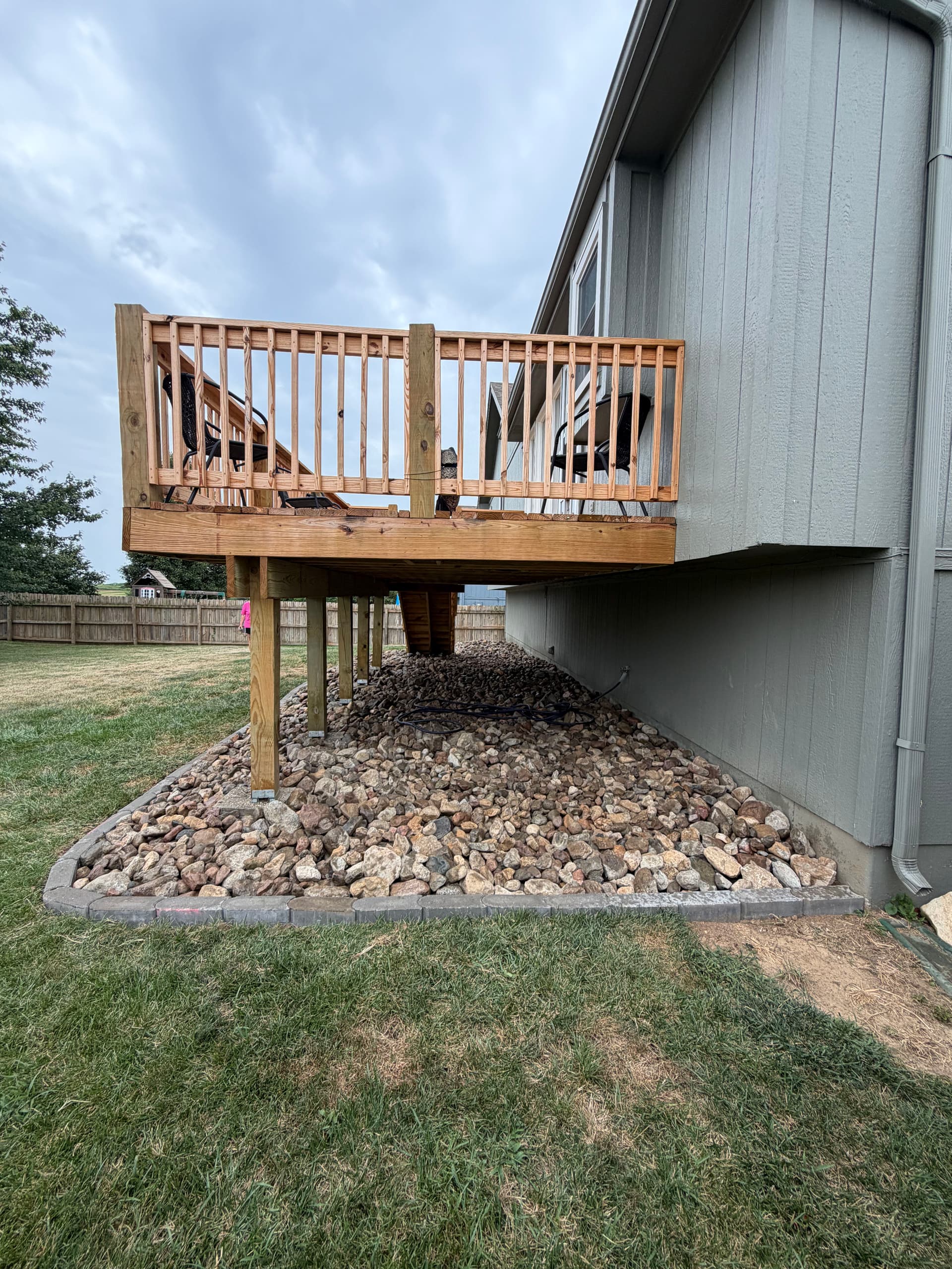 Gallery photos for Bullet Edging and Rock Beds Give This Smithville Backyard a Finished Look: Image #2