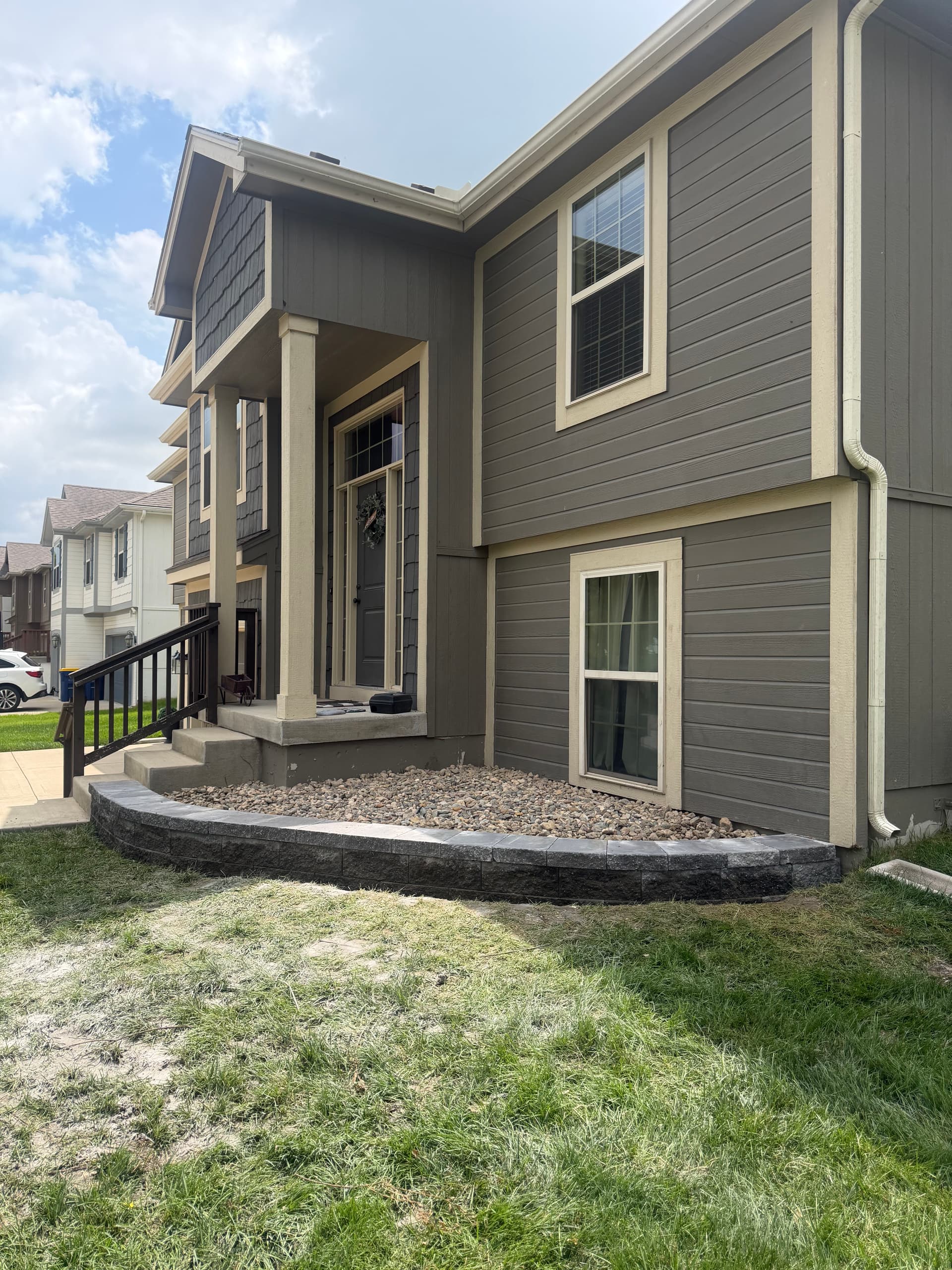 Gallery photos for Front Yard Landscape Bed with New Retaining Wall and Rock: Image #2