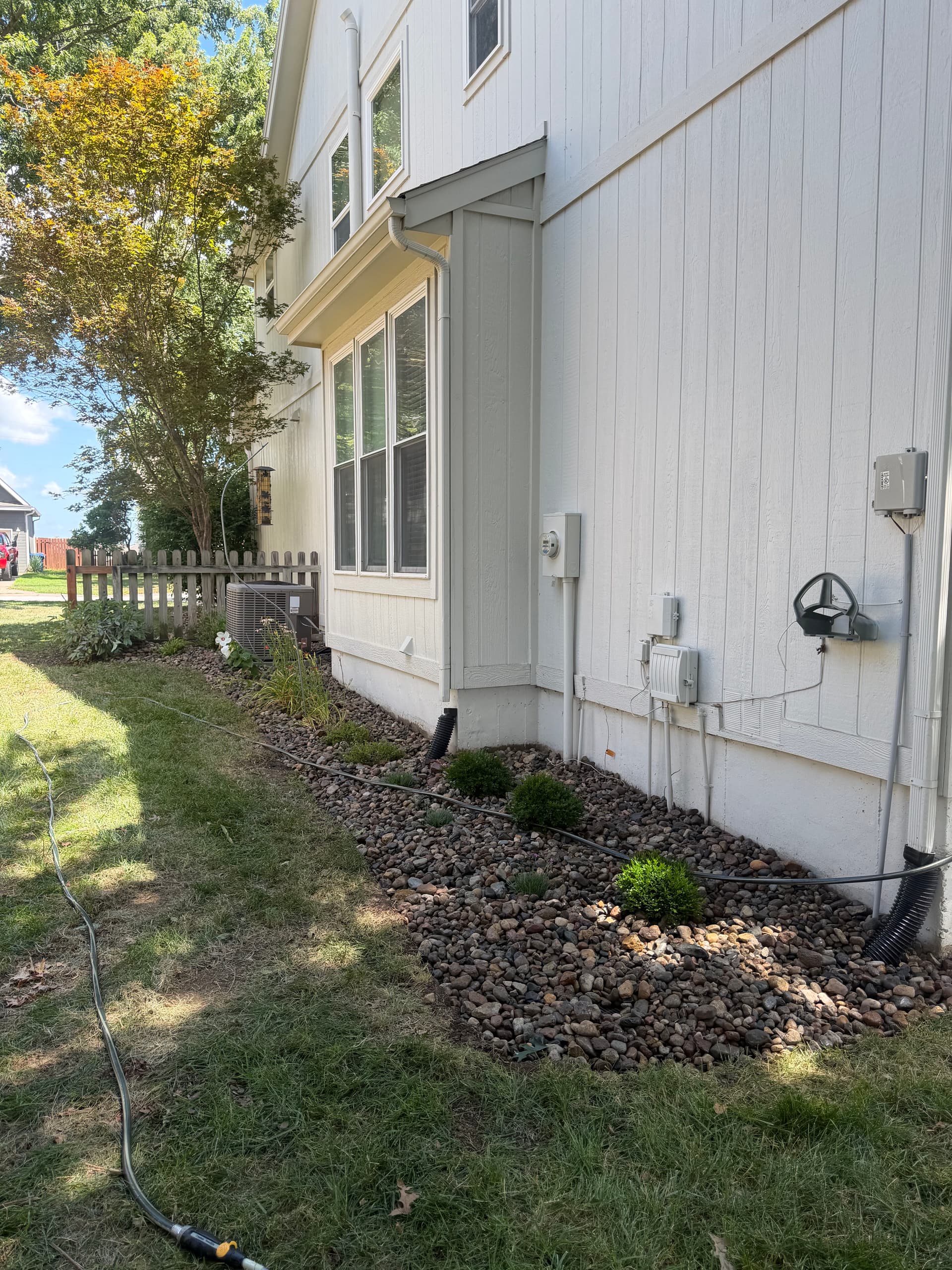 Gallery photos for Full Landscape Renovation Done Right in Smithville Missouri: Image #4