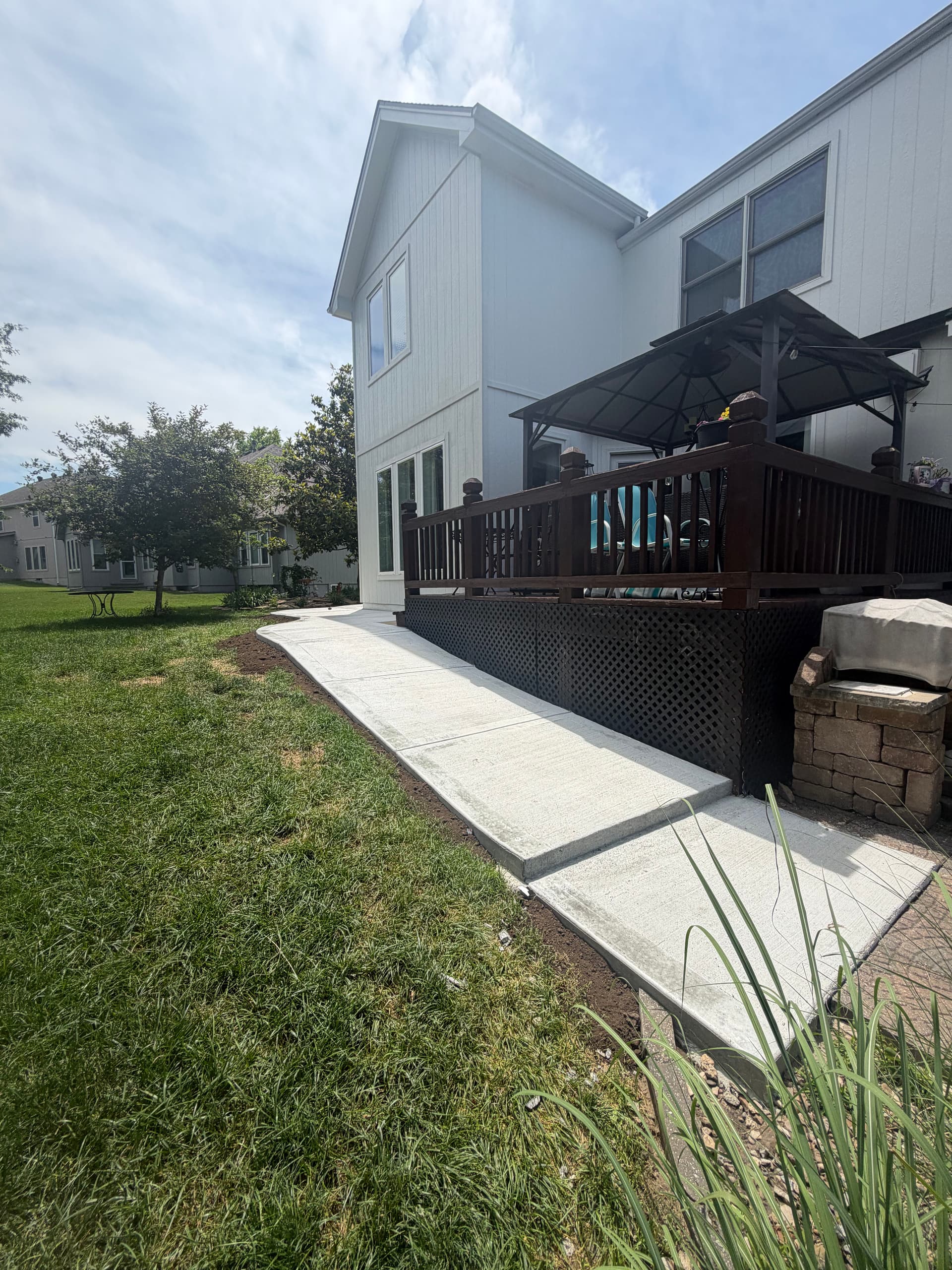 Gallery photos for New Concrete Patio and Backyard Sidewalk in Kansas City: Image #2