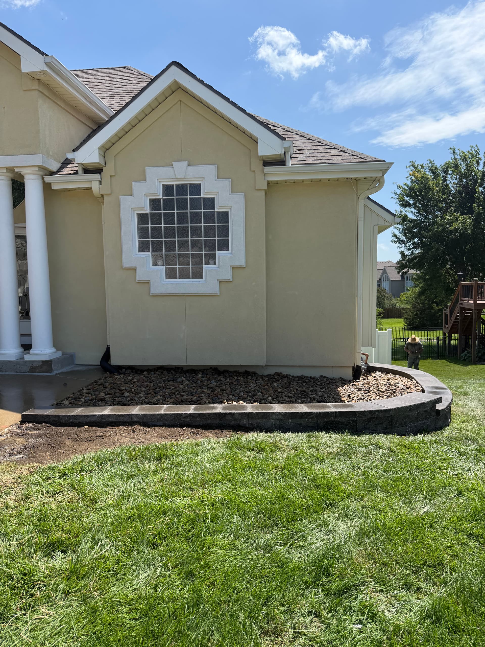 Gallery photos for Full Landscape Redo with Retaining Walls at Kansas City Home: Image #3